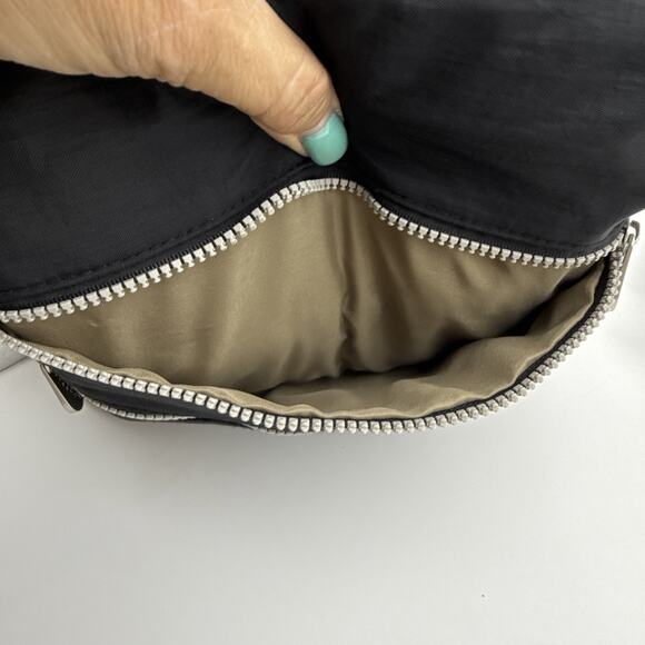 Baggallini Comrade Purse Black 3 Zip Adjustable Crossbody Bag Travel - Picture 12 of 16